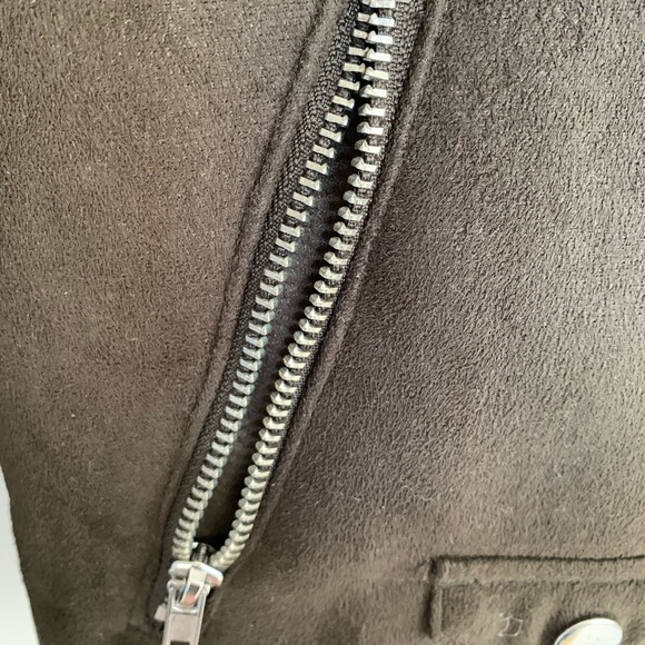 Jacket - Picture 3 of 5